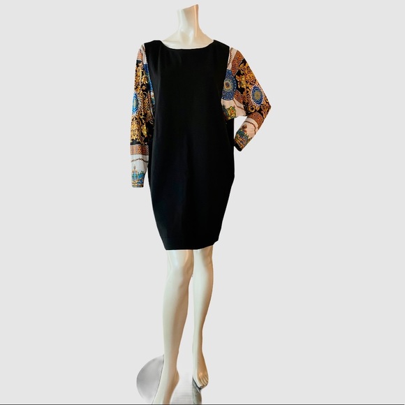 Dresses & Skirts - Dress size M/L